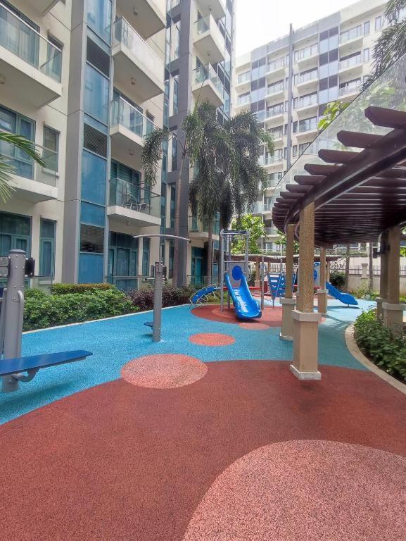 Two Palmtree Villas Newport Boulevard Near Naia 3 Pasay City マニラ市 エクステリア 写真
