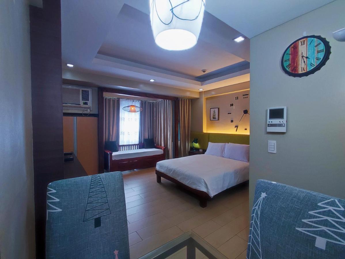 Two Palmtree Villas Newport Boulevard Near Naia 3 Pasay City マニラ市 エクステリア 写真