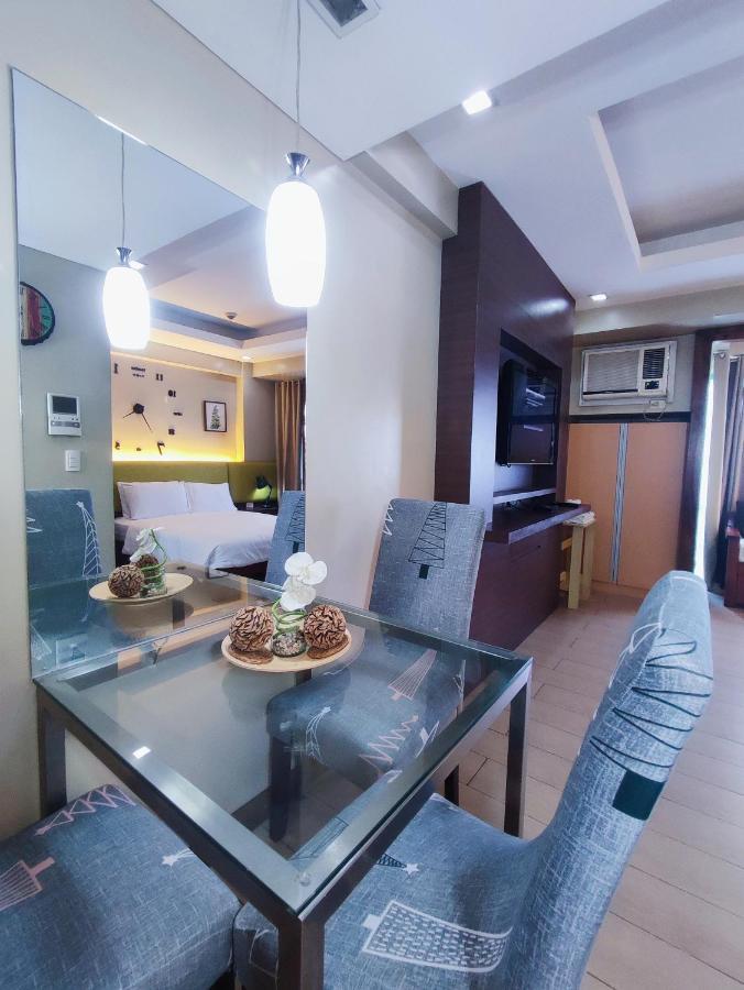 Two Palmtree Villas Newport Boulevard Near Naia 3 Pasay City マニラ市 エクステリア 写真